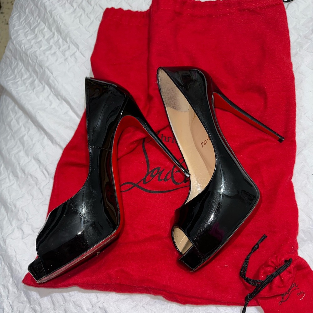 Christian Louboutin Very Prive Pump - Picture 4 of 7